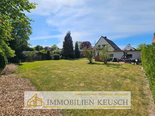 Großer Garten + 3 Terrassen - 