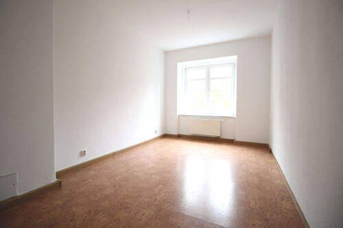 Zimmer zum Hof - 3 Zimmer Etagenwohnung in Chemnitz