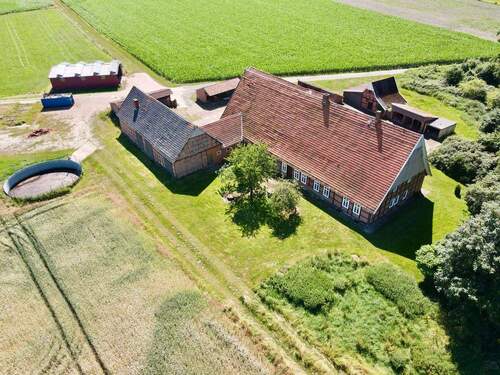 Luftaufnahme - Bauernhaus, Landhaus mit 175,00 m² in Menslage / Renslage zum Kaufen