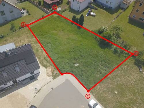 Grundstück Plech 823m² - 