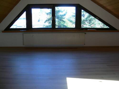 Lichtdurchflutet ist dieses Büro - 2 Zimmer Büro in Hamm