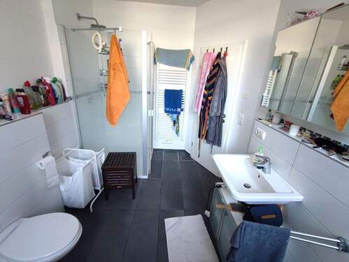 Badez. (Wanne nicht sichtbar) - 