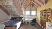 Zimmer 1 Dachgeschoss - 