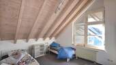Zimmer 2 Dachgeschoss - 