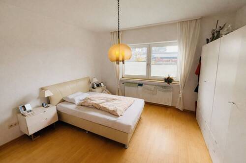 22 Schlafzimmer EG - 