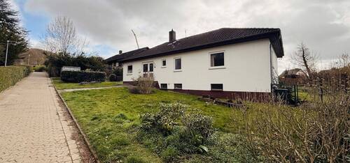 3 Hausansicht - 5 Zimmer Bungalow in Northeim