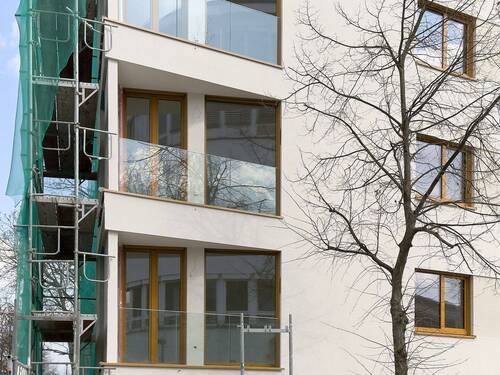 Fassade (Ecke) - Etagenwohnung mit 46,90 m&sup2; in Berlin zum Kaufen