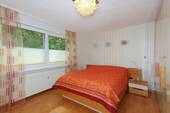 Großzügiges Elternschlafzimmer - 