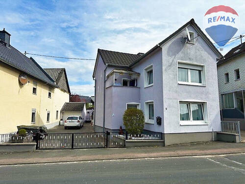 01 Außenansicht - Einfamilienhaus mit Einbauküche, Garage und kleinem Garten in Beselich