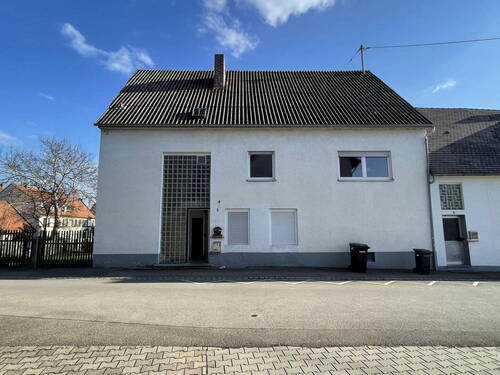 MFH - Nordansicht - 2 Zimmer Mehrfamilienhaus, Wohnhaus in Ichenhausen