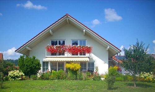 Frontansicht 01 - Einfamilienhaus mit Wärmepumpe - 449.900,00&nbsp;EUR Kaufpreis, ca.&nbsp; 125,00&nbsp;m&sup2;&nbsp;Wohnfl&auml;che