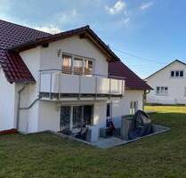 freistehendes Einfamilienhaus mit ELW und Doppelgarage in sonniger Lage - Wellendingen / Wilflingen
