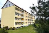 Balkonanlage, Blick ins Grüne - Vermietete 3-RWE mit Balkon, Stpl. und Tageslichtbad! Unmittelbare Nähe zur Koberbachtalsperre!