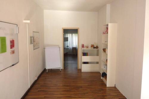 Laden - Büro - 1 Zimmer Mehrfamilienhaus, Wohnhaus in Welzheim