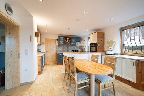 gemütliche Wohnküche - 