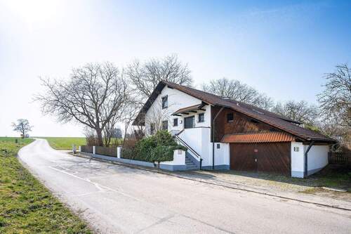 Straßenansicht - 9 Zimmer Mehrfamilienhaus, Wohnhaus in Allershausen