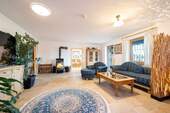 Wohnzimmer mit Ofen - 