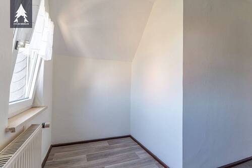 Ecke Zimmer OG - 