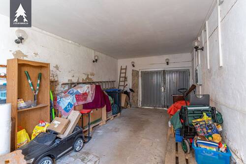 Garage - 