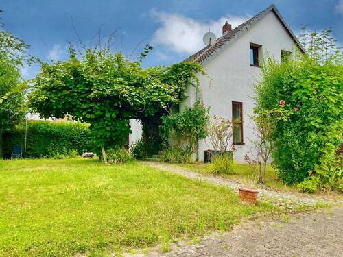 Bild 1 - Wohnen und Arbeiten stilvoll kombiniert - Vielseitiges Wohnkonzept mit Einliegerwohnung in begehrter Lage von Bochum-Stiepel