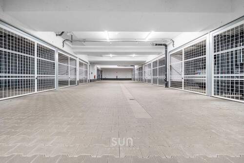 TIEFGARAGE - 