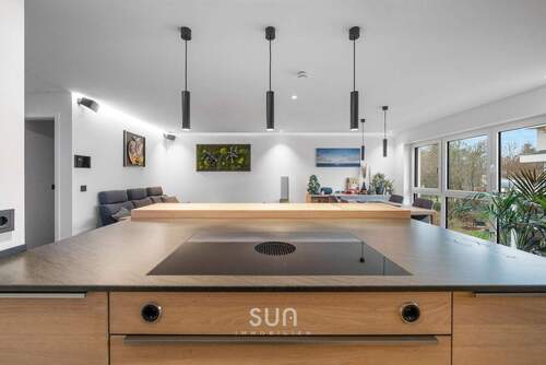 LUXUS TEAM 7 EINBAUKÜCHE MIT MASSIVHOLZ-KOCHINSEL - Etagenwohnung mit 100,00 m&sup2; in Liederbach am Taunus zum Kaufen