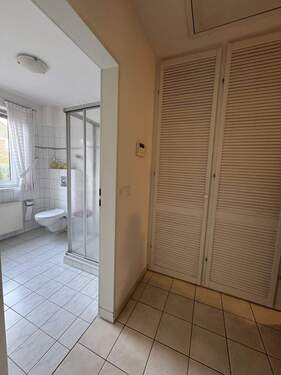 Badezimmer mit Flur - 