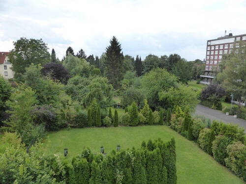 Blick aus 2. (!) OG n. Westen - 