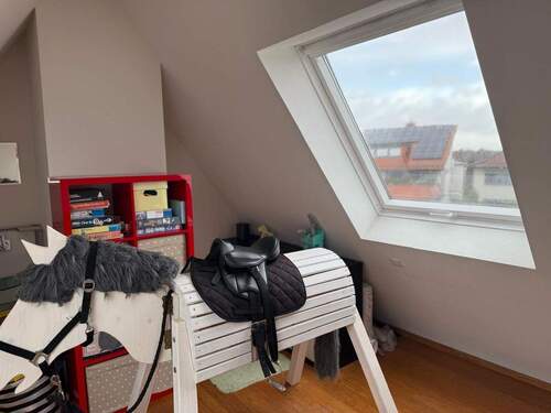 Teilansicht Kinderzimmer Dachgeschoss - 