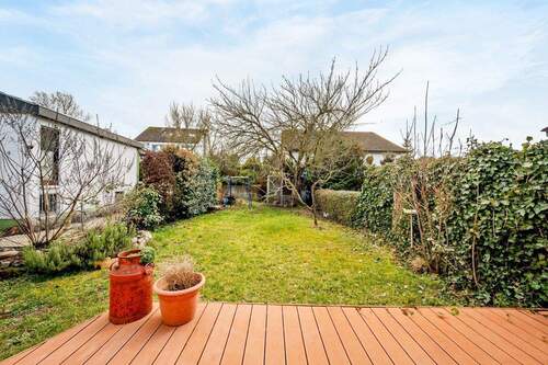 Gartenansicht - 5 Zimmer Mehrfamilienhaus, Wohnhaus in Dudenhofen