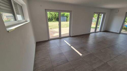 Wohnzimmer_Ansicht_2 - 