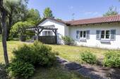 Garten und Terrasse Ostseite - 