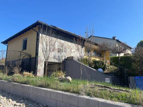 Bild 2 - 4 Zimmer Mehrfamilienhaus, Wohnhaus zum Kaufen in Altleiningen