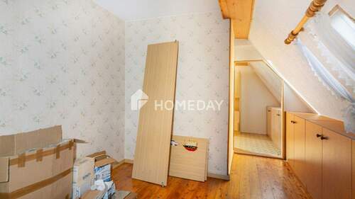 1. OG Schlafzimmer 2 2 - 