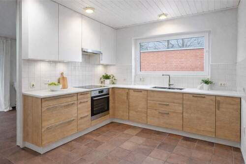 Küche (gestaged) - 5 Zimmer Einfamilienhaus zum Kaufen in Darmstadt