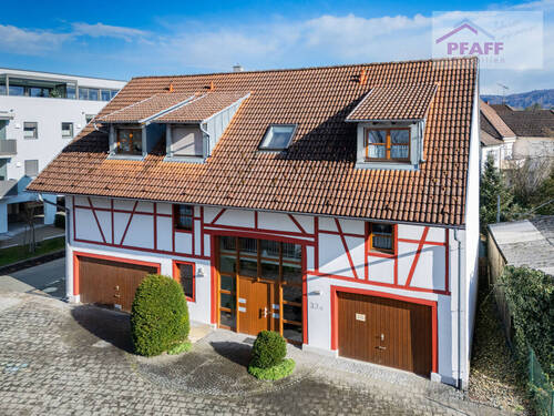 3 - Haupstr. 32A-3 - 9 Zimmer Mehrfamilienhaus, Wohnhaus in Rielasingen