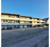 Lichtdurchflutete Eigentumswohnung mit Südlage, Balkon und Garage in Brake