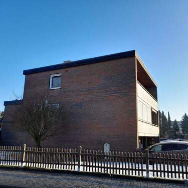 Seitenansicht - 2 Zimmer Etagenwohnung in Brake