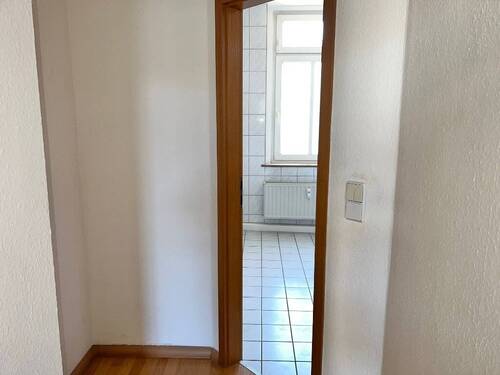 Flur (1) - 2 Zimmer Etagenwohnung in Plauen