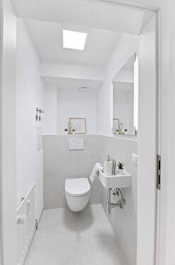 ***TOILETTE*** - 