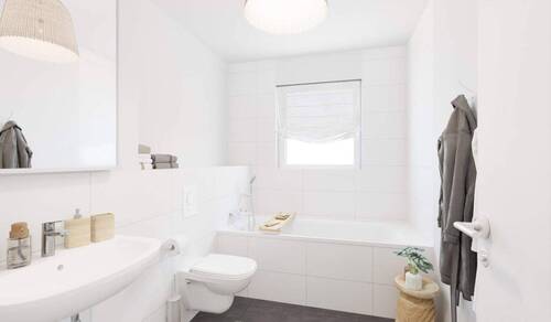 Modernes Tageslichtbad mit Badewanne - 
