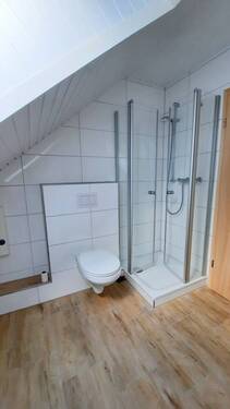 Bad - 3 Zimmer Etagenwohnung zur Miete in Rhauderfehn