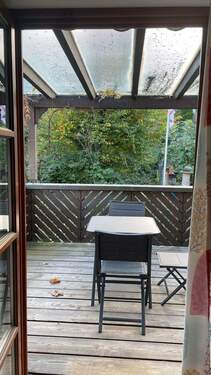 großer, überdachter Balkon - 