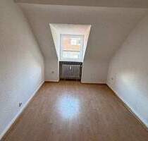3 ZKB, renoviert, frei, 4.OG Kaiserstr. 6 66111 Saarbrücken