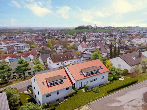 Außenansicht-Rückseite-mit-Ausblick - 
