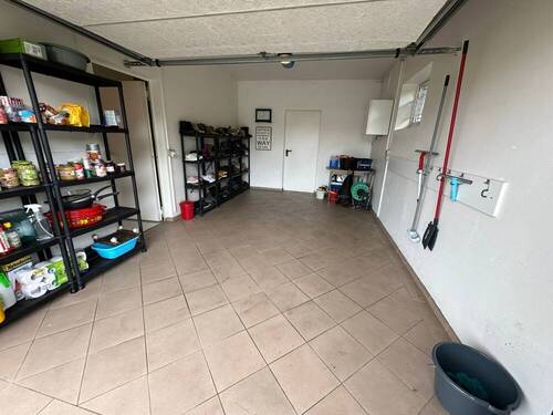 Garage - 