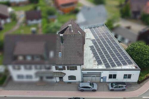 Außenansicht (2) - Halle in Alpirsbach