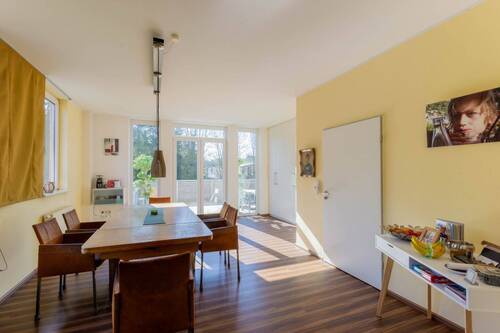 Wohnungsbeispiel 3 (Küche / Esszimmer mit Zugang zum Balkon) - 