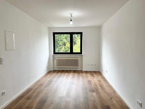 Wohn- und Schlafbereich - 1 Zimmer Etagenwohnung zur Miete in Nürnberg