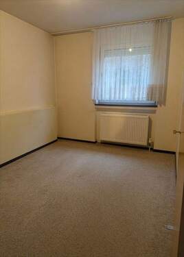 Zimmer - 4 Zimmer Etagenwohnung in Saarbrücken